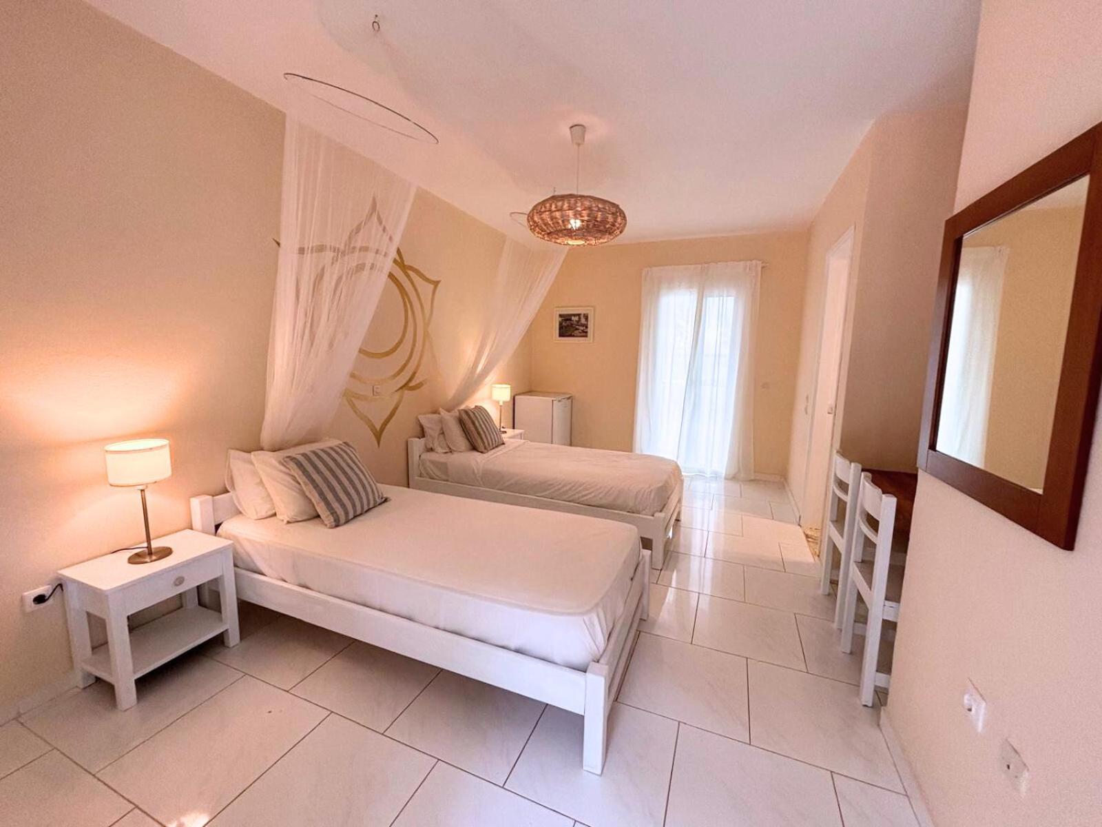 Aparthotel Kathys Island Retreat Adia Zewnętrze zdjęcie
